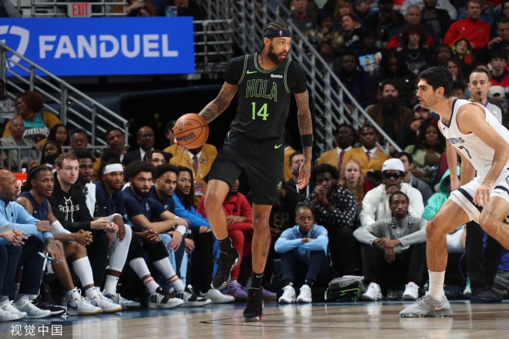 场上的每一 场上的每一