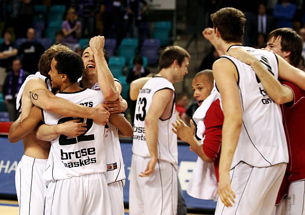 考虑引入更 考虑引入更