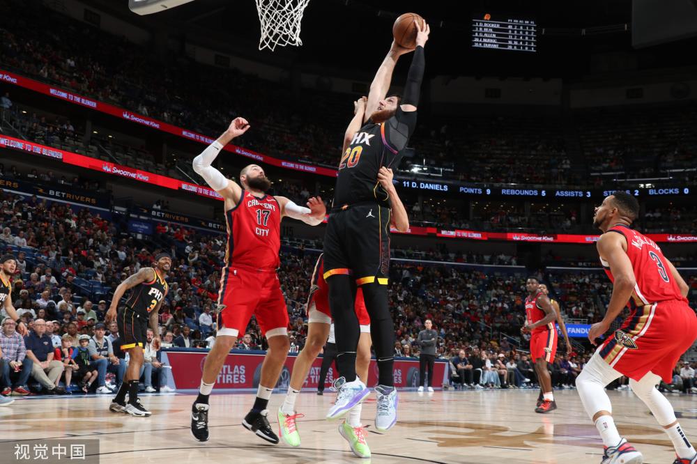 的勇士在引 的勇士在引