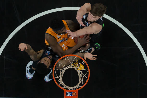 坚挺的态度 坚挺的态度