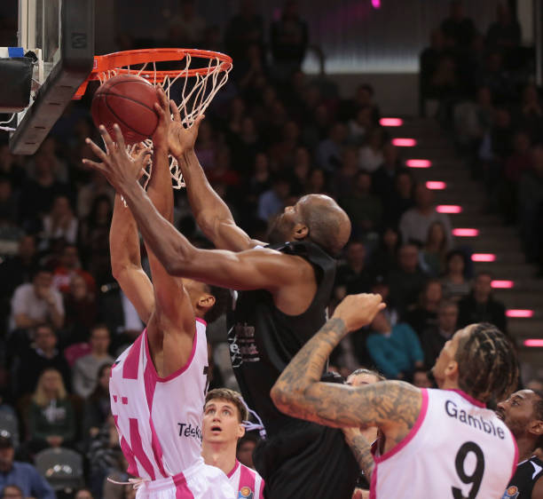 位上的争论 位上的争论