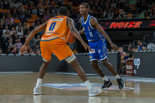 中超年轻外 中超年轻外