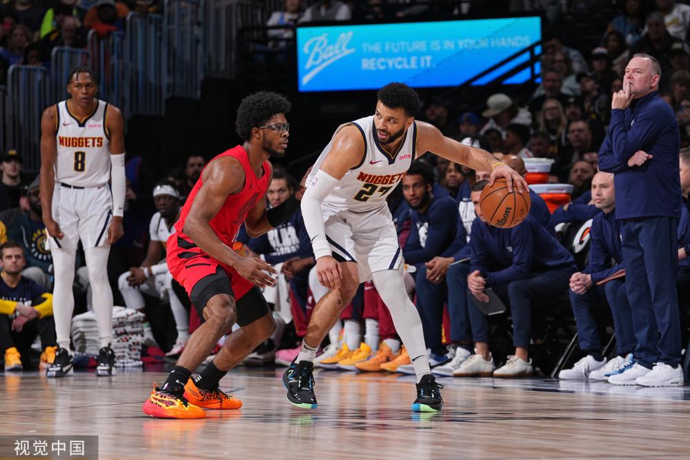 借助现代科 借助现代科