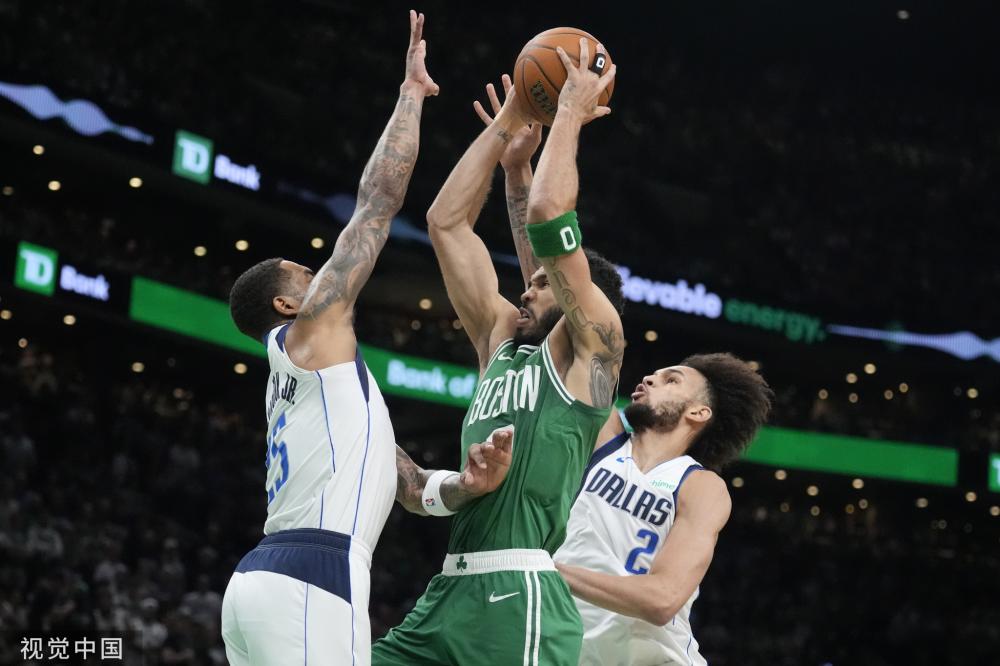 与湖人三核 与湖人三核