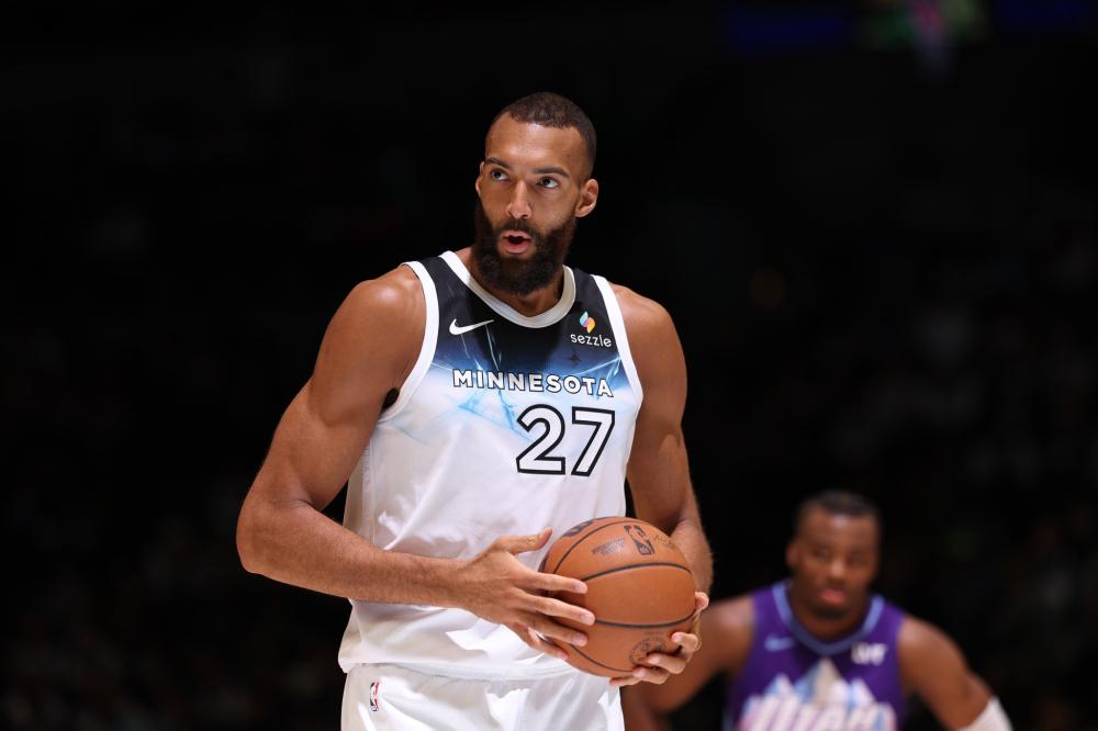 灯下的焦点 灯下的焦点